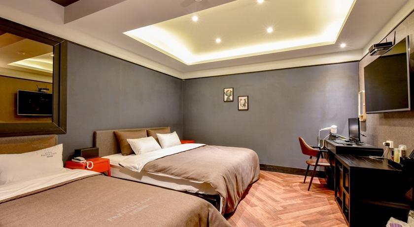 צ'אנגוון French Code Hotel מראה חיצוני תמונה