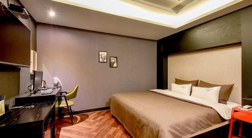 צ'אנגוון French Code Hotel מראה חיצוני תמונה