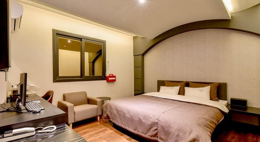 צ'אנגוון French Code Hotel מראה חיצוני תמונה