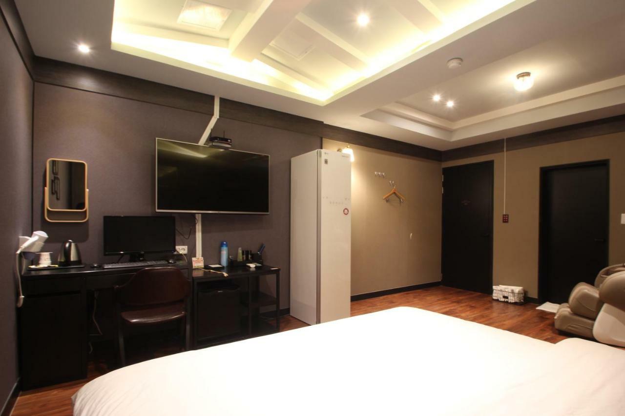 צ'אנגוון French Code Hotel מראה חיצוני תמונה