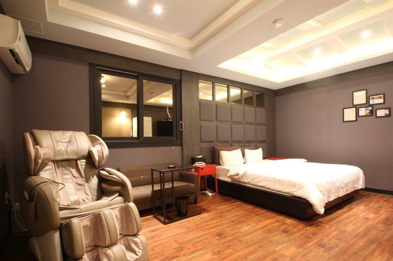 צ'אנגוון French Code Hotel מראה חיצוני תמונה
