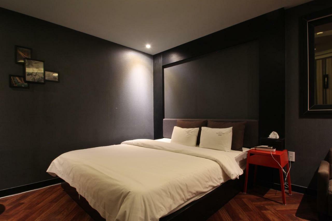 צ'אנגוון French Code Hotel מראה חיצוני תמונה